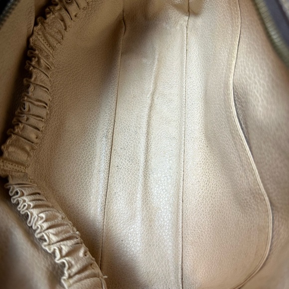 ✅#11 Authentic Louis Vuitton Monogram Crossbody Bag - Picture 13 of 14